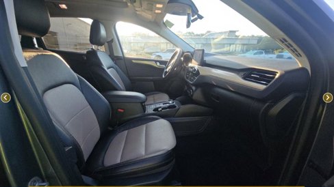 Certified 2022 Ford Escape Titanium w/ Titanium Elite Package image 9