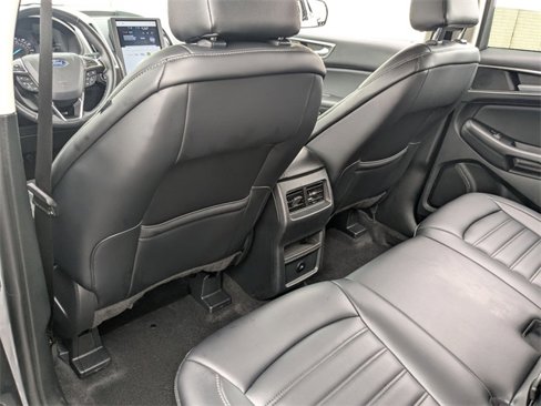 Used 2024 Ford Edge SEL image 17