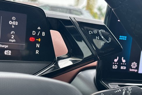 Certified 2021 Volkswagen ID.4 Pro S w/ Gradient Package image 22