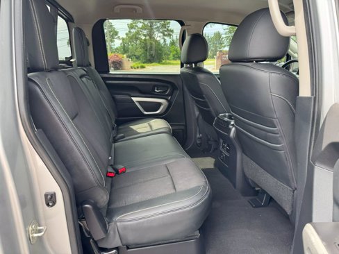 Used 2017 Nissan Titan PRO-4X image 24