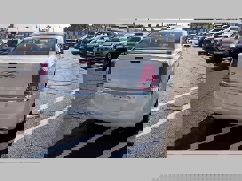 Used 2012 Chrysler 300 Limited w/ Luxury Group image 22