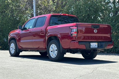 Used 2022 Nissan Frontier SV image 6