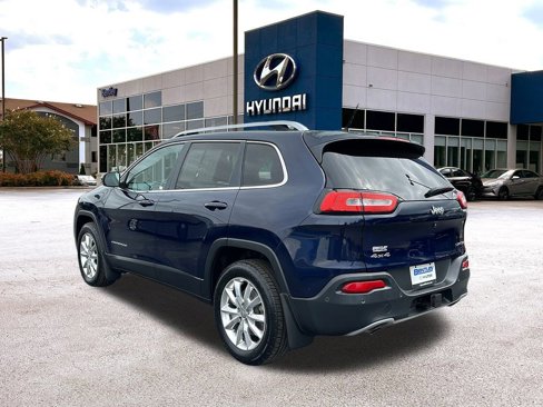 Used 2014 Jeep Cherokee Limited w/ Technology Group image 2