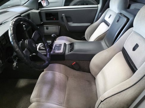 Used 1986 Pontiac Fiero GT image 7
