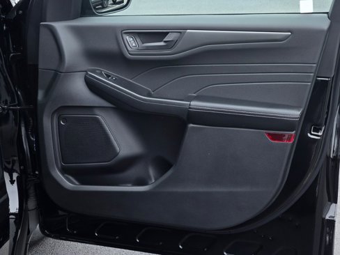Used 2025 Ford Escape Active w/ Tech Pack #1 image 5