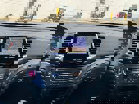 Certified 2020 Honda Ridgeline Sport image 8