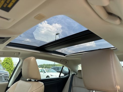 Used 2019 Lexus ES 350 Luxury image 22