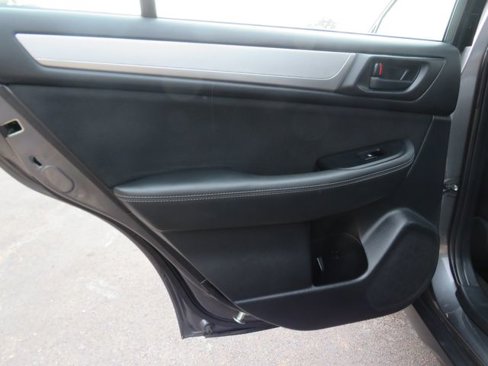 Used 2019 Subaru Outback 2.5i image 29