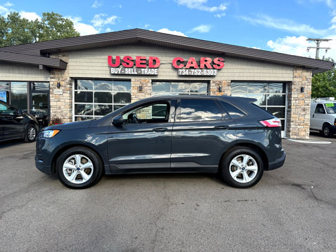 Used 2021 Ford Edge SE w/ Cargo Accessory Package image 5