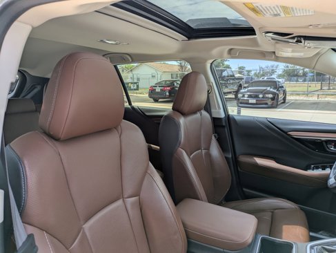 Used 2020 Subaru Outback Touring w/ Popular Package #2 image 31