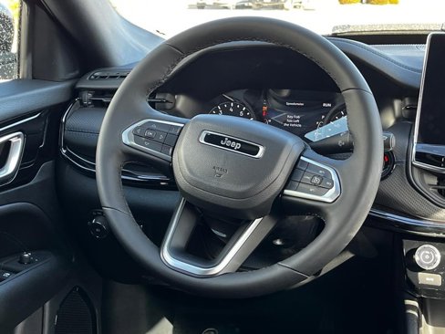 New 2025 Jeep Compass Latitude w/ Altitude Special Edition image 8