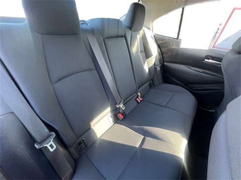 Certified 2021 Toyota Corolla LE image 17