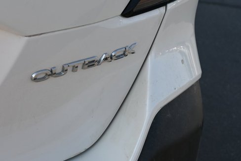 Used 2020 Subaru Outback Limited image 10