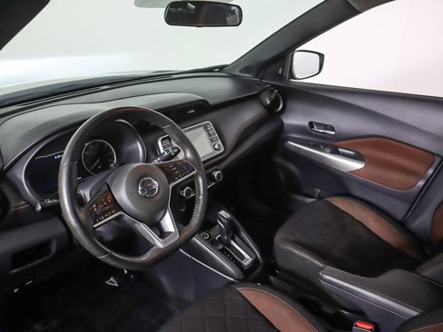 Used 2019 Nissan Kicks SR image 23