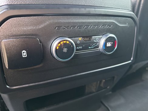 Used 2021 Ford Expedition XLT image 35
