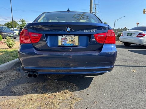 Used 2011 BMW 328i xDrive Sedan image 3