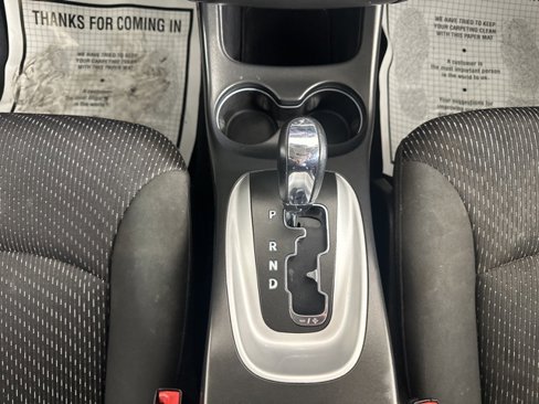 Used 2017 Dodge Journey SE w/ Flexible Seating Group image 14