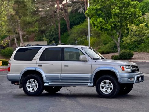 Used 1999 Toyota 4Runner Limited image 11
