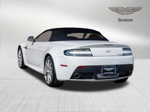 Used 2015 Aston Martin V8 Vantage Roadster image 6