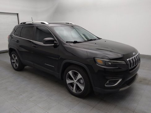 Used 2019 Jeep Cherokee Limited image 11