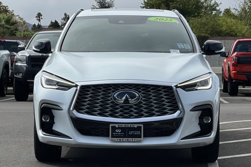 Used 2025 INFINITI QX55 Luxe w/ Cargo Package image 9