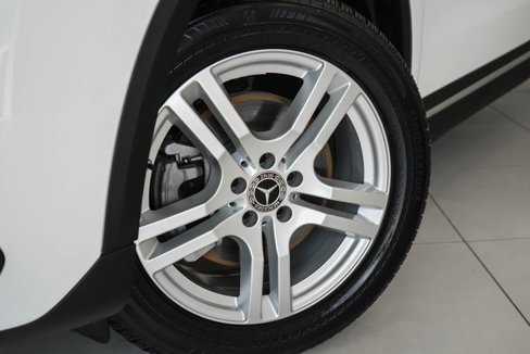 Used 2021 Mercedes-Benz GLA 250 image 2
