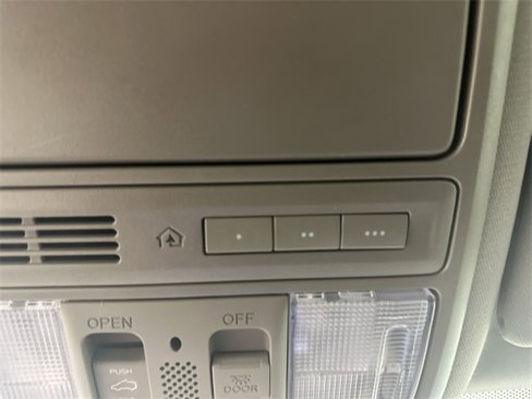 Used 2017 Honda Pilot EX-L image 37