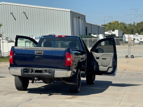 Used 2010 Chevrolet Silverado 1500 W/T image 23