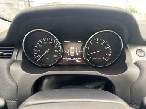 Used 2014 Land Rover Range Rover Evoque Pure Premium image 14