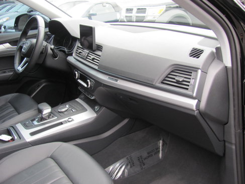 Used 2018 Audi Q5 2.0T Premium Plus w/ Premium Plus Package image 26