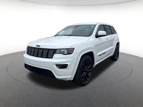 Used 2018 Jeep Grand Cherokee Altitude image 1