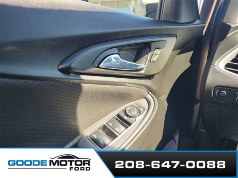 Used 2023 Chevrolet Malibu LT image 18