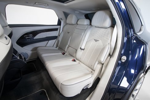 Used 2023 Bentley Bentayga Extended Wheelbase image 45
