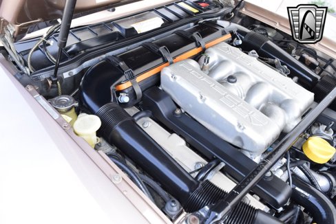 Used 1988 Porsche 928 S4 image 17