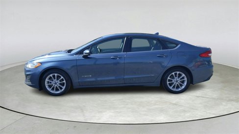 Used 2019 Ford Fusion SE image 4