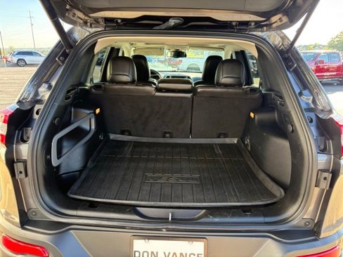 Used 2017 Jeep Cherokee Trailhawk w/ Comfort/Convenience Group image 20