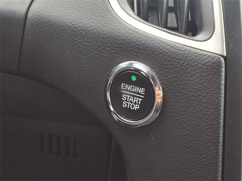 Used 2024 Ford Edge SEL image 13