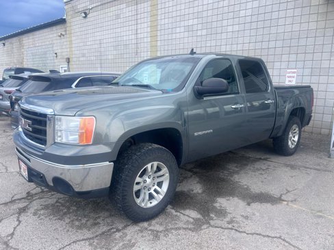 Used 2011 GMC Sierra 1500 SLE w/ Max Trailering Pack image 1