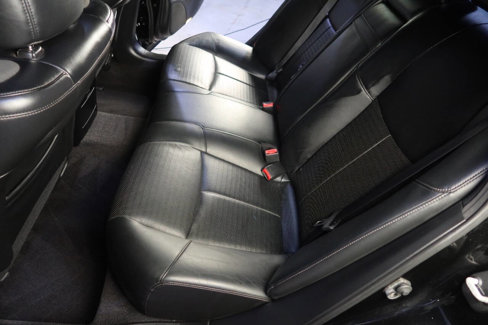 Used 2015 INFINITI Q70 5.6 image 16