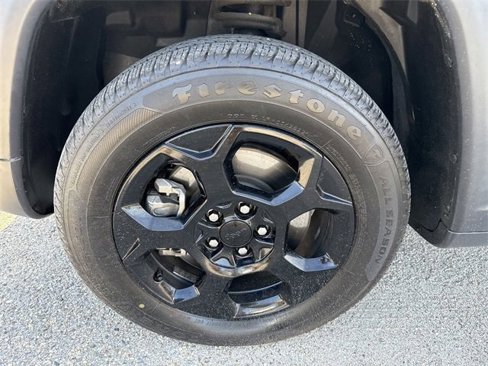 Used 2023 Jeep Compass Trailhawk image 30
