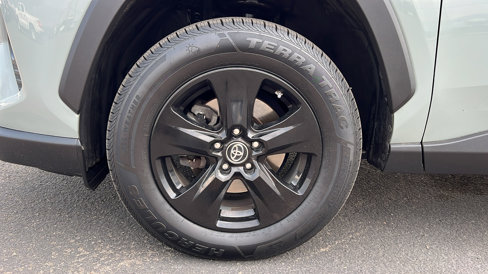 Used 2019 Toyota RAV4 XLE w/ Carpet Mat Package image 10