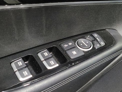 Used 2016 Kia Sorento SX image 27