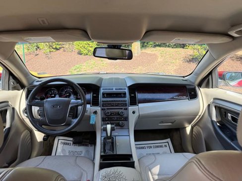 Used 2012 Ford Taurus SEL image 9