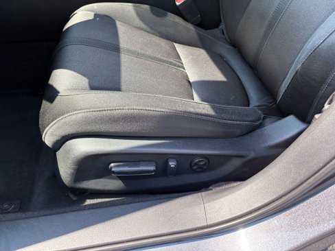 Used 2018 Honda Accord EX image 14