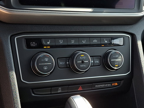 Used 2018 Volkswagen Atlas SE image 17