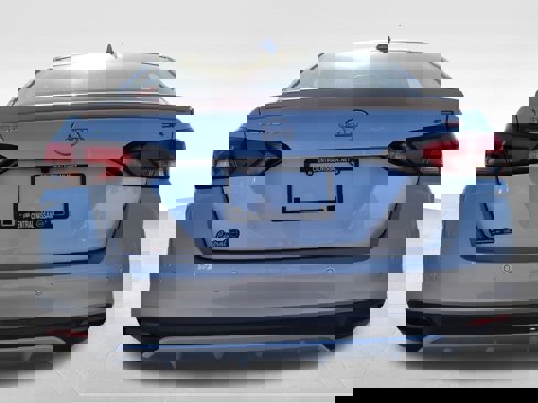 New 2025 Nissan Versa SR w/ Trunk Package image 9