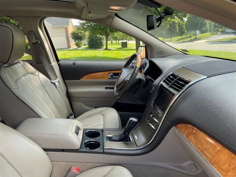 Used 2014 Lincoln MKX AWD w/ Equipment Group 101A image 68