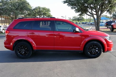 Used 2020 Dodge Journey SE w/ Blacktop Package image 9