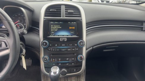 Used 2014 Chevrolet Malibu LT w/ Power Convenience Package image 17