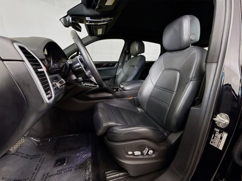 Certified 2019 Porsche Cayenne image 5